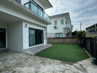 For sale 3 bedrooms house in Don Mueang, Bangkok