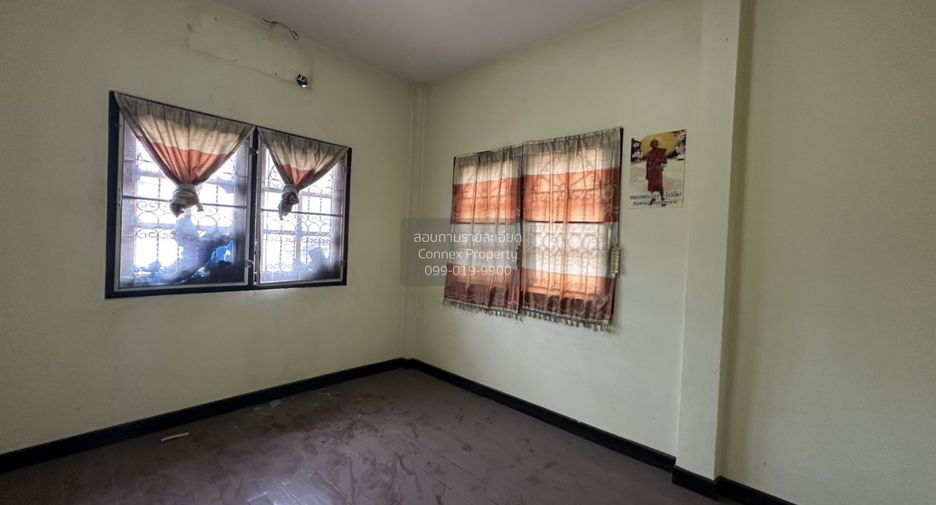 For sale 5 bedrooms house in Lat Phrao, Bangkok