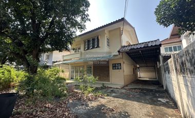 For sale 5 bedrooms house in Lat Phrao, Bangkok