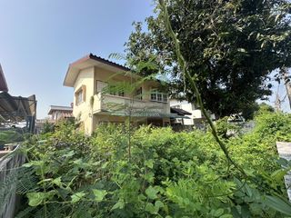 À vendre 5 chambres maison à Lat Phrao, Bangkok