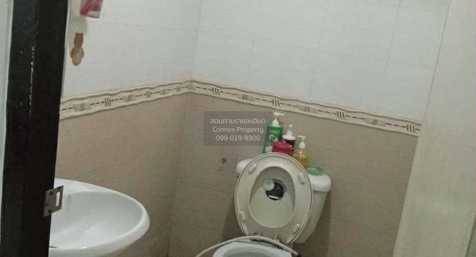For sale 4 bedrooms townhouse in Bang Khun Thian, Bangkok