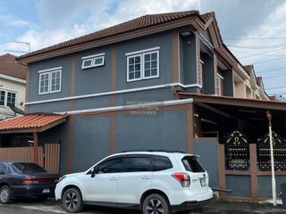 For sale 4 bedrooms townhouse in Bang Khun Thian, Bangkok