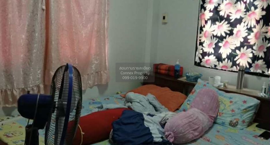 For sale 4 bedrooms townhouse in Bang Khun Thian, Bangkok