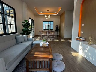 Haus zum Kauf mit 4 Zimmer in Nong Chok, Bangkok