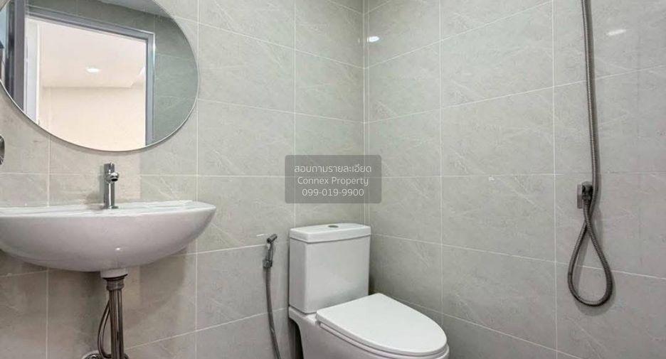 Casa adosada en venta de 3 habitaciones en Mueang Nonthaburi, Nonthaburi