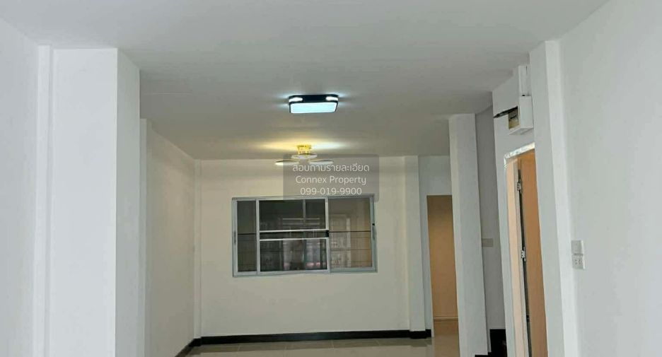 For sale 3 bedrooms townhouse in Bang Phli, Samut Prakan