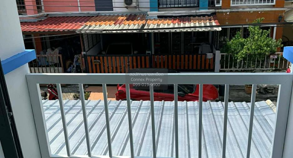 For sale 3 bedrooms townhouse in Bang Phli, Samut Prakan