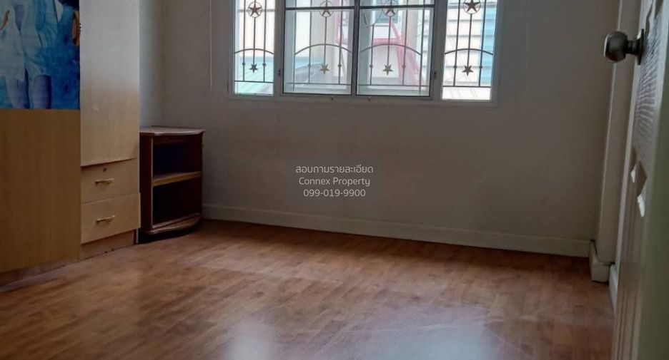 For sale 3 bedrooms house in Suan Luang, Bangkok