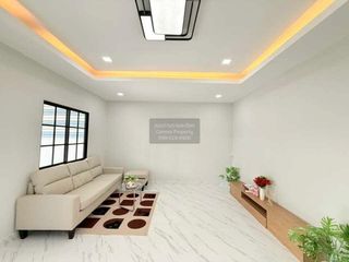 For sale 2 ベッドルーム townhouse in Saphan Sung, Bangkok