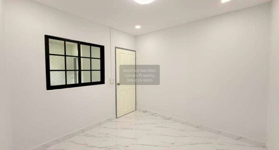 Casa adosada en venta de 2 habitaciones en Saphan Sung, Bangkok