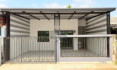 Reihenhaus zum Kauf mit 2 Zimmer in Saphan Sung, Bangkok