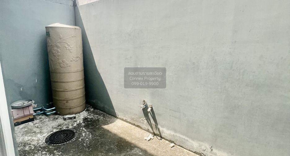 出售 3 卧室 联排别墅 在 Don Mueang, 曼谷