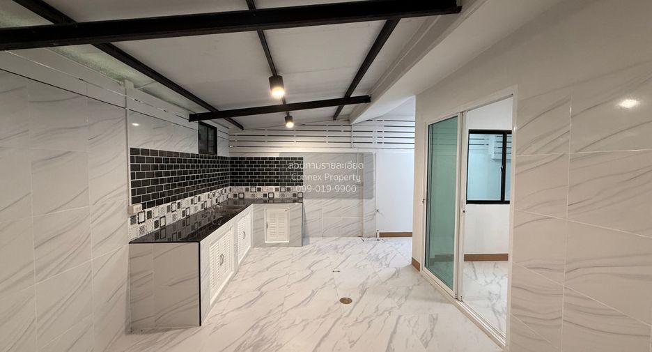 Haus zum Kauf mit 3 Zimmer in Krathum Baen, Samut Sakhon