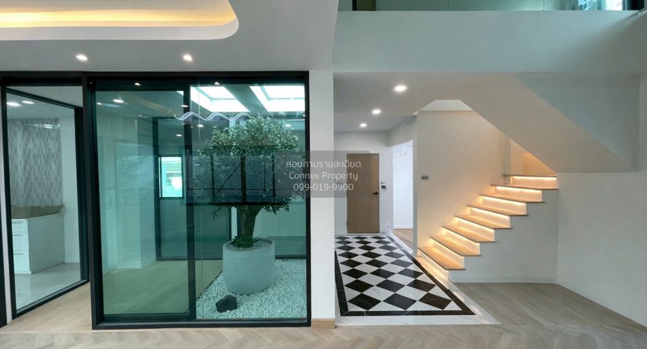 For sale 3 bedrooms house in Bueng Kum, Bangkok