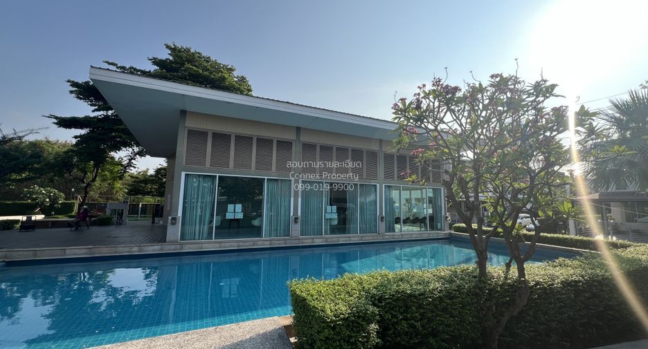 For sale 3 bedrooms townhouse in Don Mueang, Bangkok