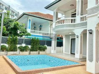 For sale 5 bedrooms house in Bang Lamung, Chonburi