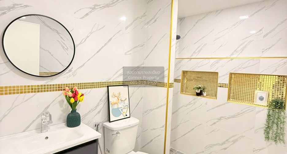 For sale 5 bedrooms house in Khlong Sam Wa, Bangkok