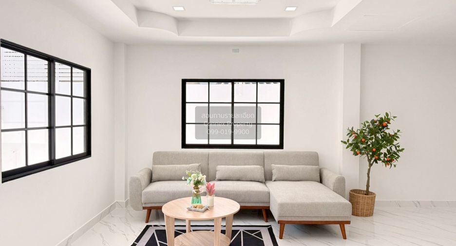 For sale 5 bedrooms house in Khlong Sam Wa, Bangkok