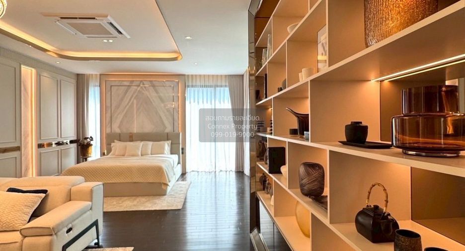 For sale 5 bedrooms house in Saphan Sung, Bangkok