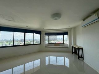 For sale 5 bedrooms condo in Bang Na, Bangkok