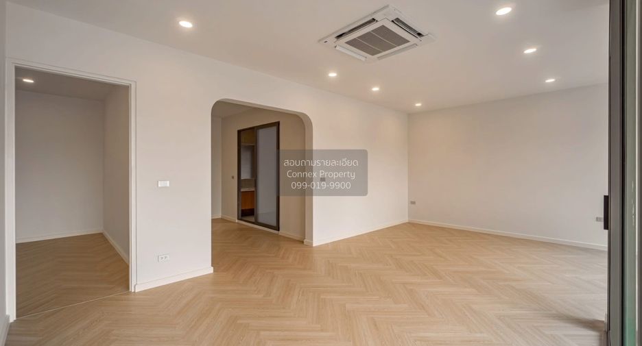 Haus zum Kauf mit 3 Zimmer in Lat Phrao, Bangkok