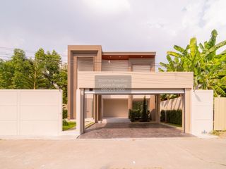 Haus zum Kauf mit 3 Zimmer in Lat Phrao, Bangkok
