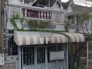 For sale 2 bedrooms townhouse in Wang Thonglang, Bangkok