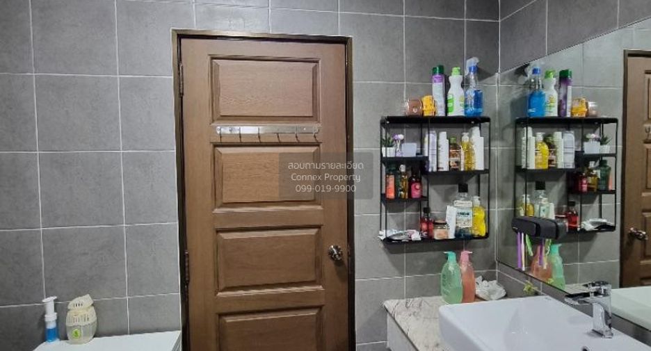 For sale 2 bedrooms condo in Bang Na, Bangkok