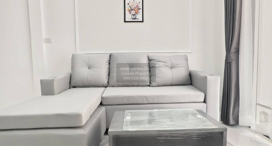 For sale 4 bedrooms townhouse in Khlong Luang, Pathum Thani