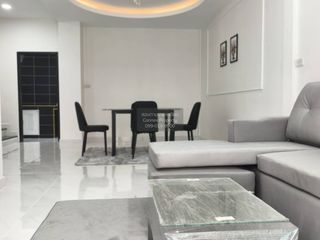 Продажа 4 спальни таунхаус в Khlong Luang, Патумтани
