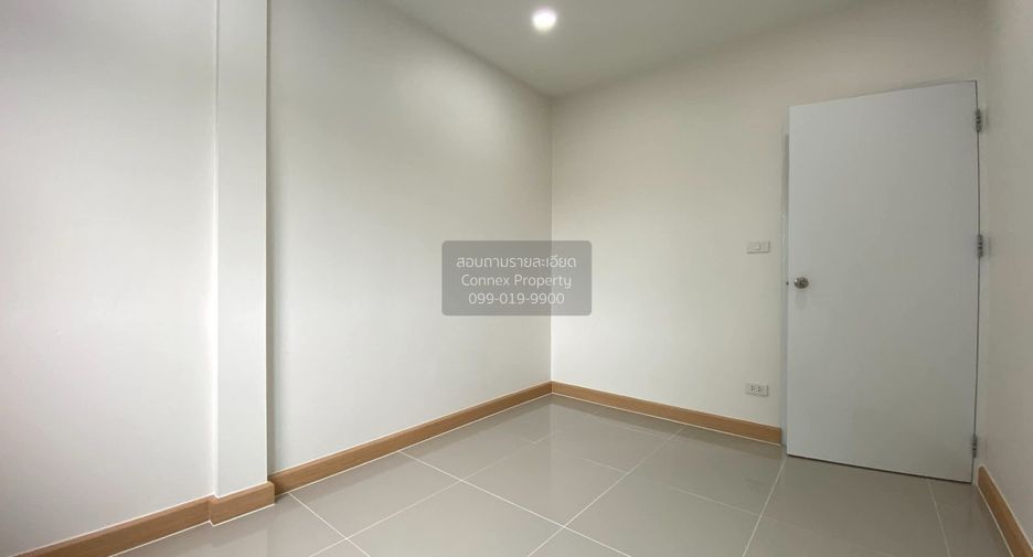 For sale 4 bedrooms townhouse in Bang Bua Thong, Nonthaburi