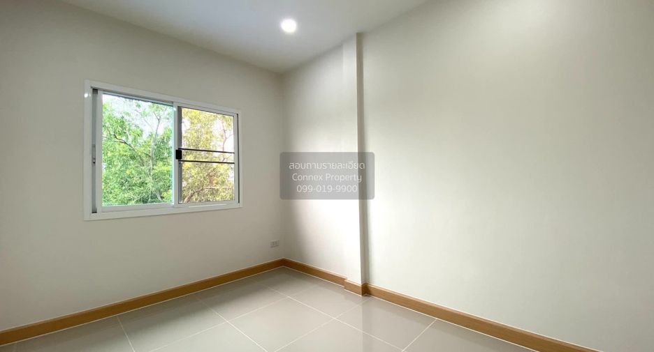 For sale 4 bedrooms townhouse in Bang Bua Thong, Nonthaburi