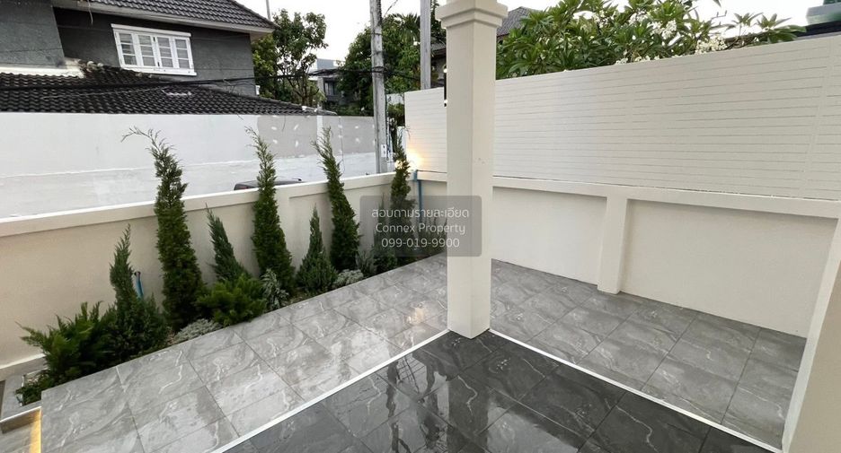For sale 3 bedrooms house in Bueng Kum, Bangkok