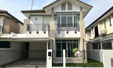 Casa en venta de 4 habitaciones en Bang Yai, Nonthaburi