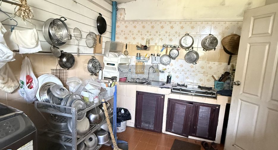 Продажа 4 спальни таунхаус в Нонг Кхаем, Бангкок
