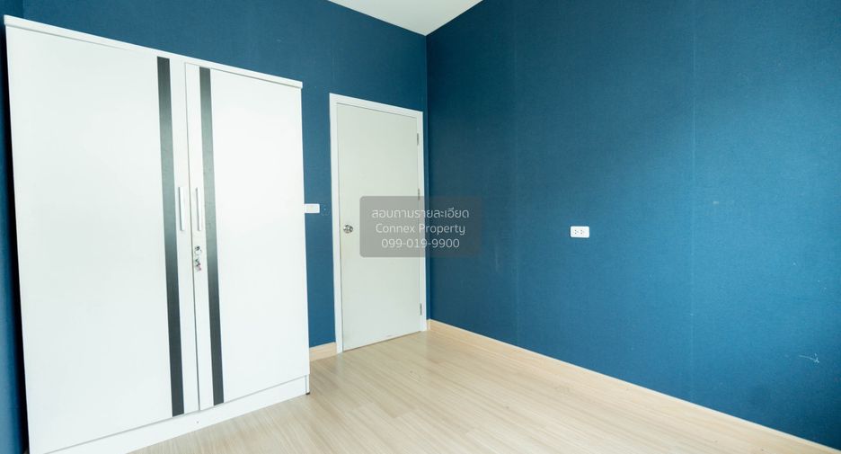 For sale 4 bedrooms townhouse in Mueang Pathum Thani, Pathum Thani