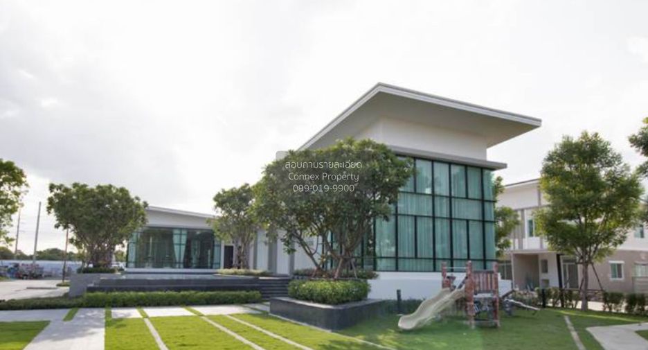 For sale 4 bedrooms townhouse in Mueang Pathum Thani, Pathum Thani