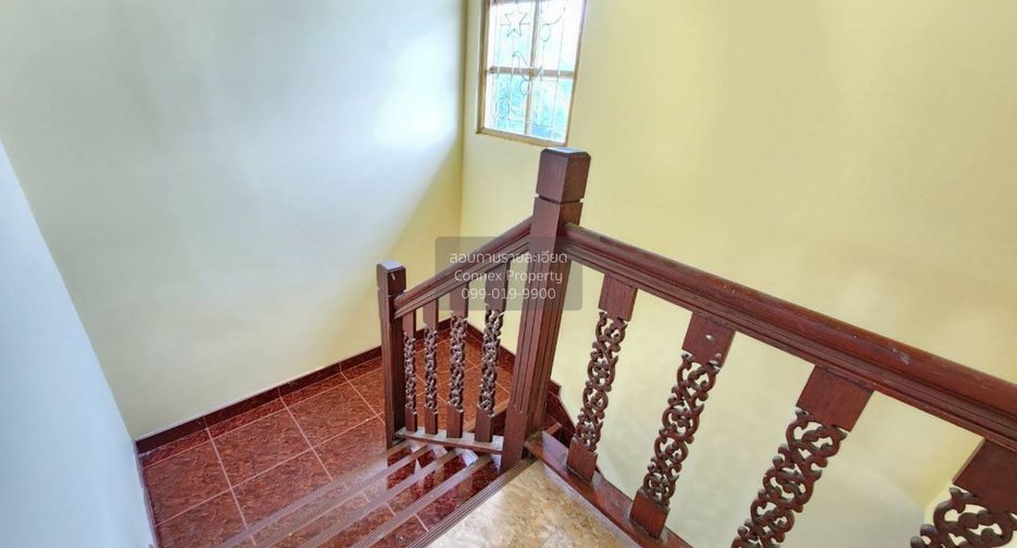 Casa adosada en venta de 3 habitaciones en Mueang Samut Prakan, Samut Prakan