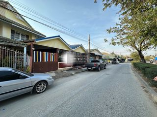 For sale 3 bedrooms townhouse in Mueang Samut Prakan, Samut Prakan