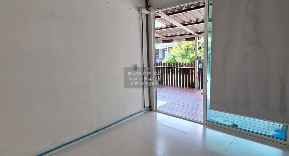 For sale 3 bedrooms townhouse in Bang Phli, Samut Prakan