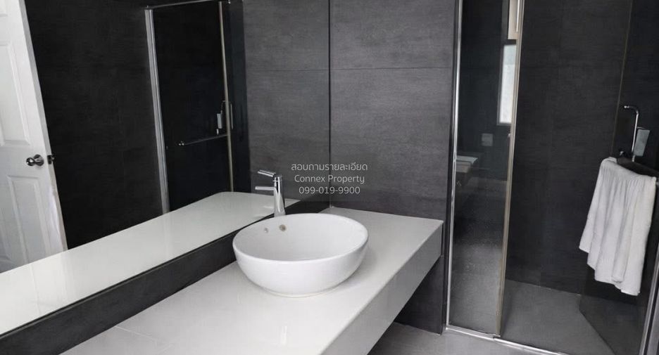 For sale 4 bedrooms house in Suan Luang, Bangkok