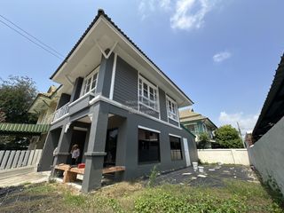 For sale 3 bedrooms house in Mueang Samut Prakan, Samut Prakan