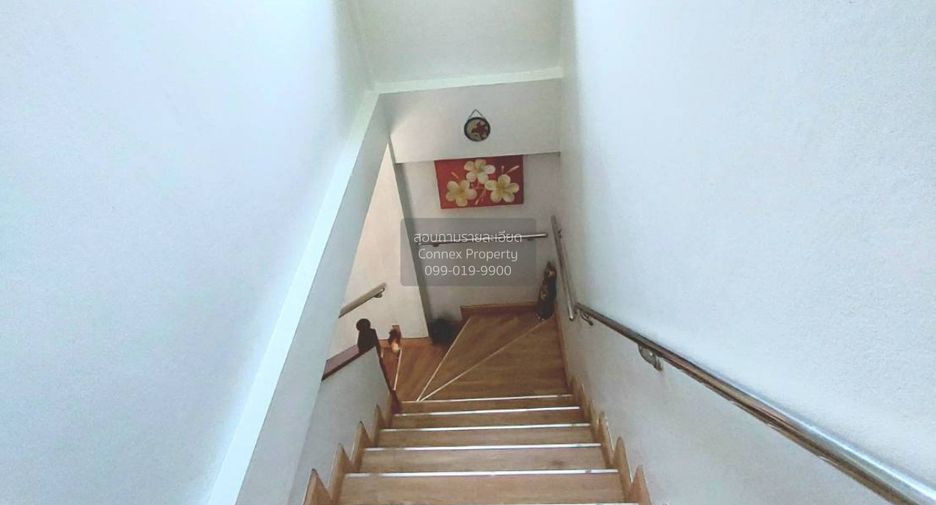 Casa en venta de 5 habitaciones en Lam Luk Ka, Pathum Thani