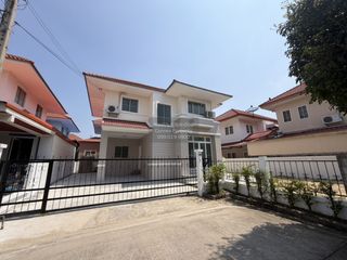 For sale 4 bedrooms house in Mueang Samut Prakan, Samut Prakan