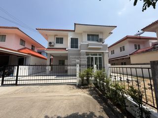 For sale 4 bedrooms house in Mueang Samut Prakan, Samut Prakan