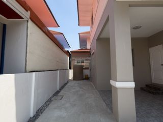 For sale 4 bedrooms house in Mueang Samut Prakan, Samut Prakan