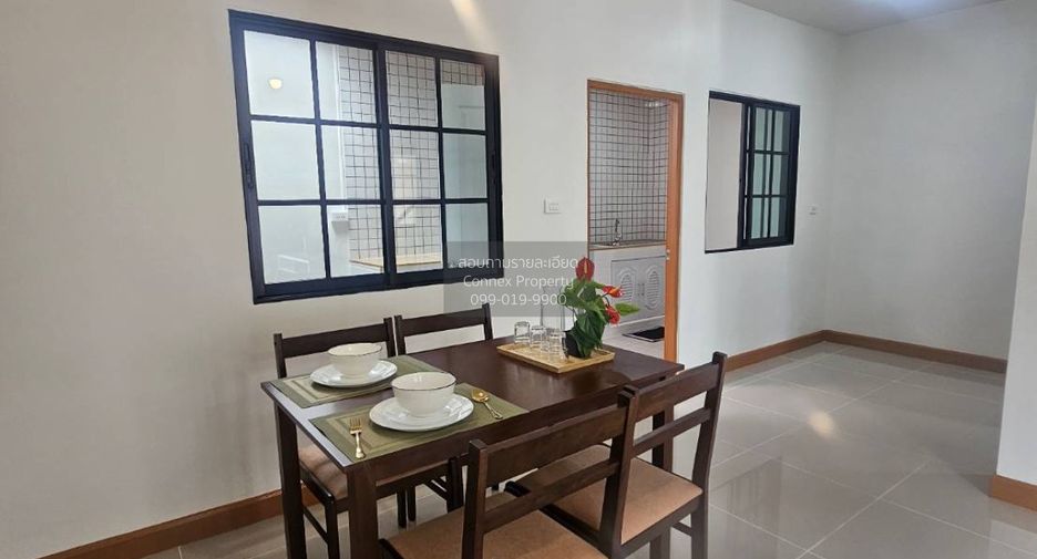 For sale 4 bedrooms townhouse in Lat Krabang, Bangkok