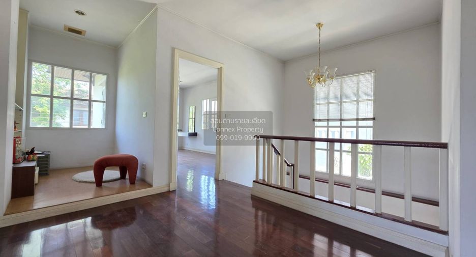 For sale 3 bedrooms house in Taling Chan, Bangkok