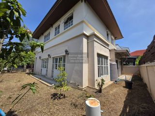 For sale 3 bedrooms house in Taling Chan, Bangkok