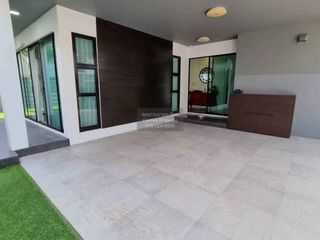 Casa en venta de 3 habitaciones en Prawet, Bangkok